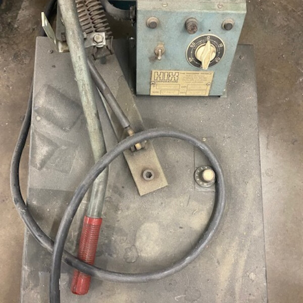 Hix HT-400E Clamshell Heat Press Machine - 15 x 15